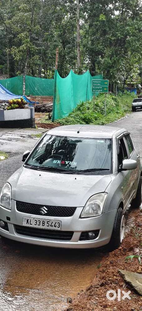 Maruti Suzuki Swift Lxi 2010