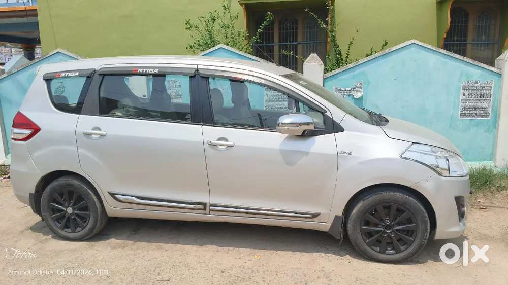 Maruti Suzuki Ertiga 2015 Diesel 100000 Km Driven