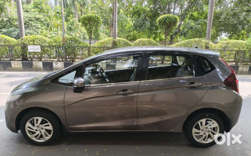 Honda Jazz V Cvt, 2017, Petrol