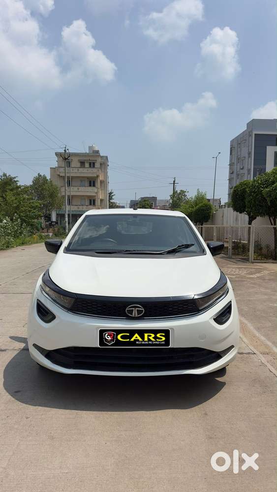 Tata Altroz 1.2 Xe, 2021, Cng & Hybrids