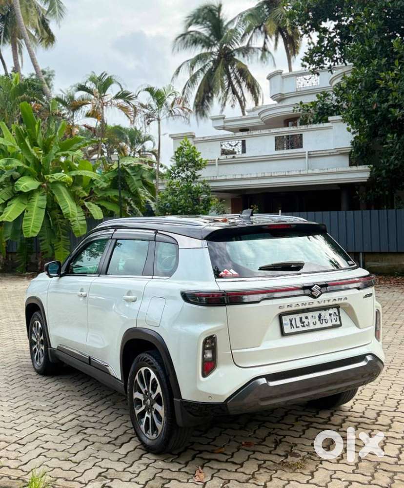 Maruti Suzuki Grand Vitara 1.5 Alpha Plus Dual Tone Intelligent Hybr..