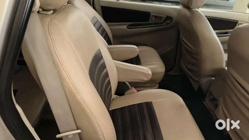 Toyota Innova 2.5 G 2013