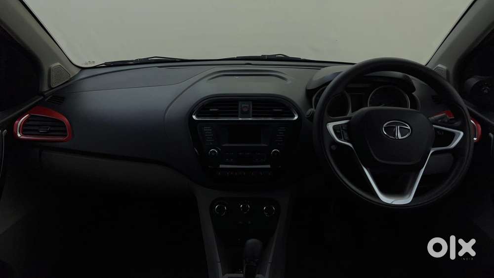 Tata Tiago Xza, 2017, Petrol