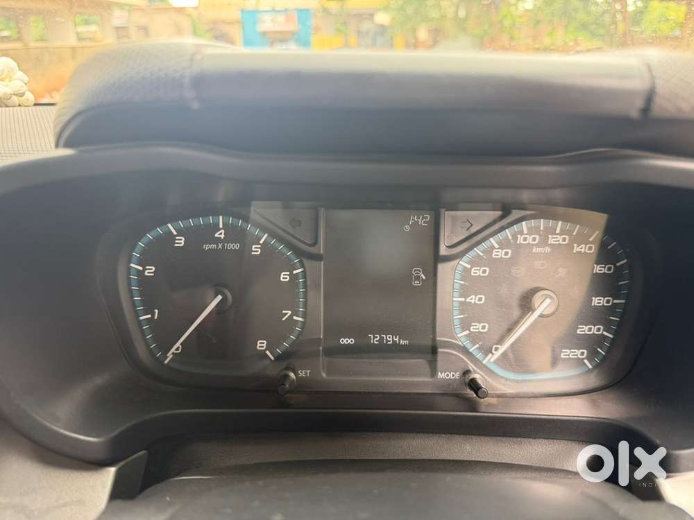 Tata Altroz Petrol Manual 2022