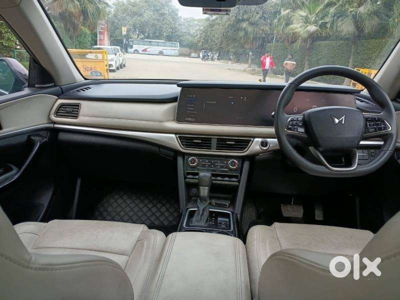 Mahindra Xuv700 Ax7 Luxury Pack Awd, 2024, Diesel