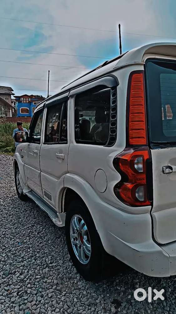 Mahindra Scorpio 2013 Diesel 98000 Km Driven