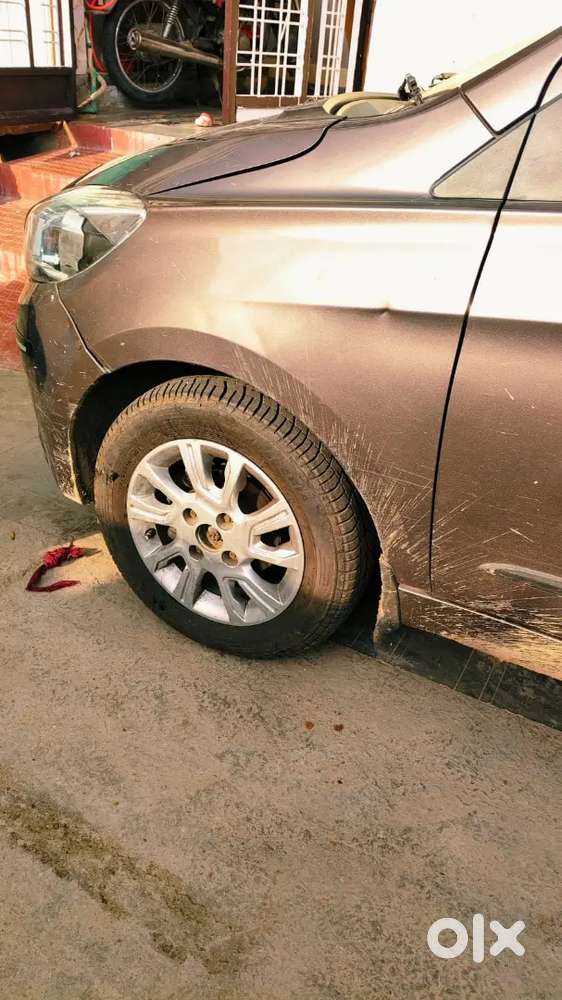 Tata Tiago Xz Diesel 2016