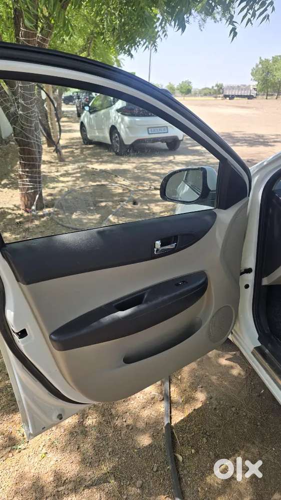 Buy Car I20 Rajkot Gujarat