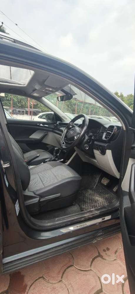 Skoda Kushaq 1.0 Tsi Ambition At, 2023, Petrol
