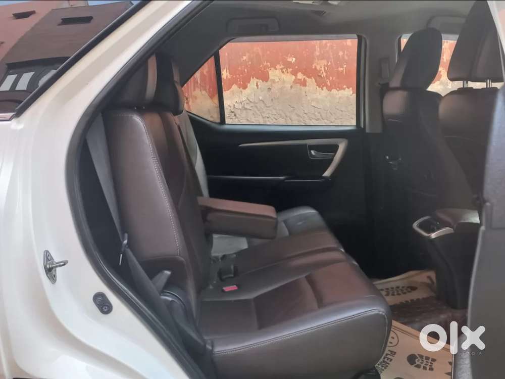 Toyota Fortuner 4x2 At 2.8 Diesel, 2019, Diesel