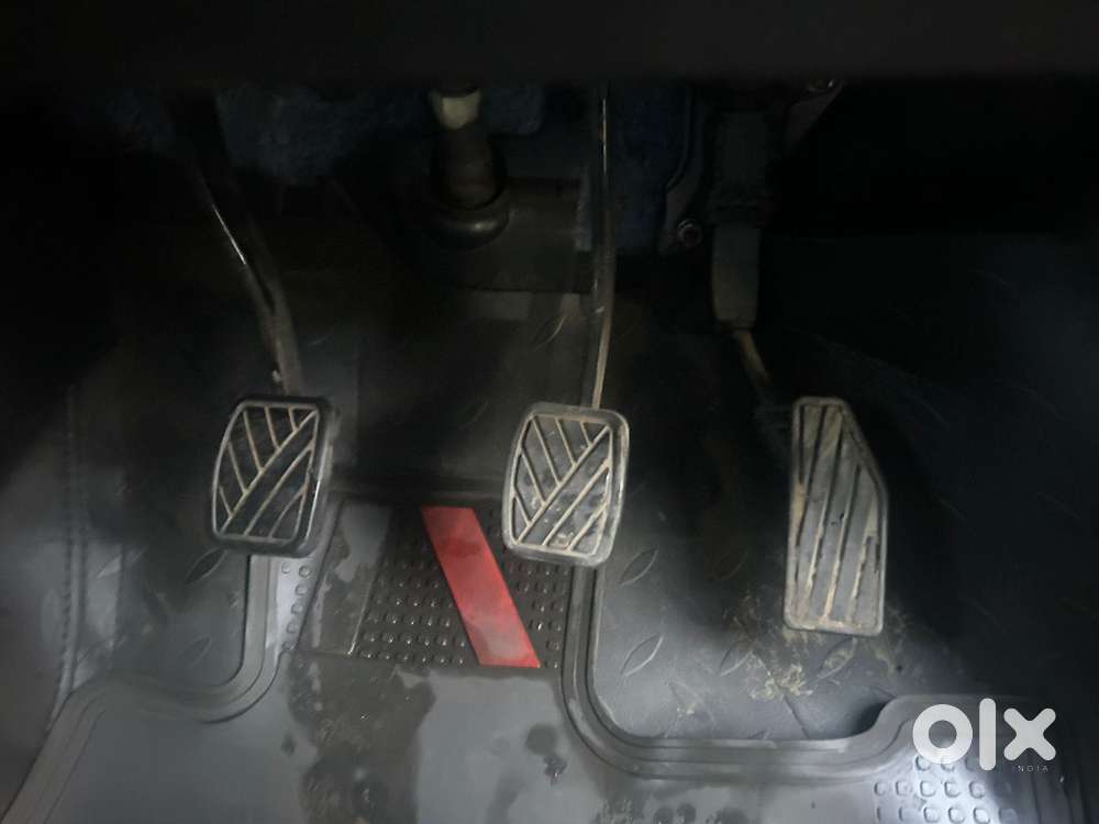 Maruti Suzuki Swift 1.2 Vxi (o), 2023, Petrol