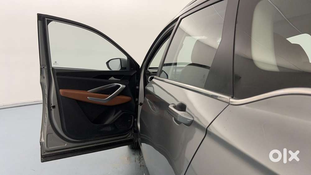Mg Hector Plus Sharp Hybrid 1.5 Mt, 2021, Petrol