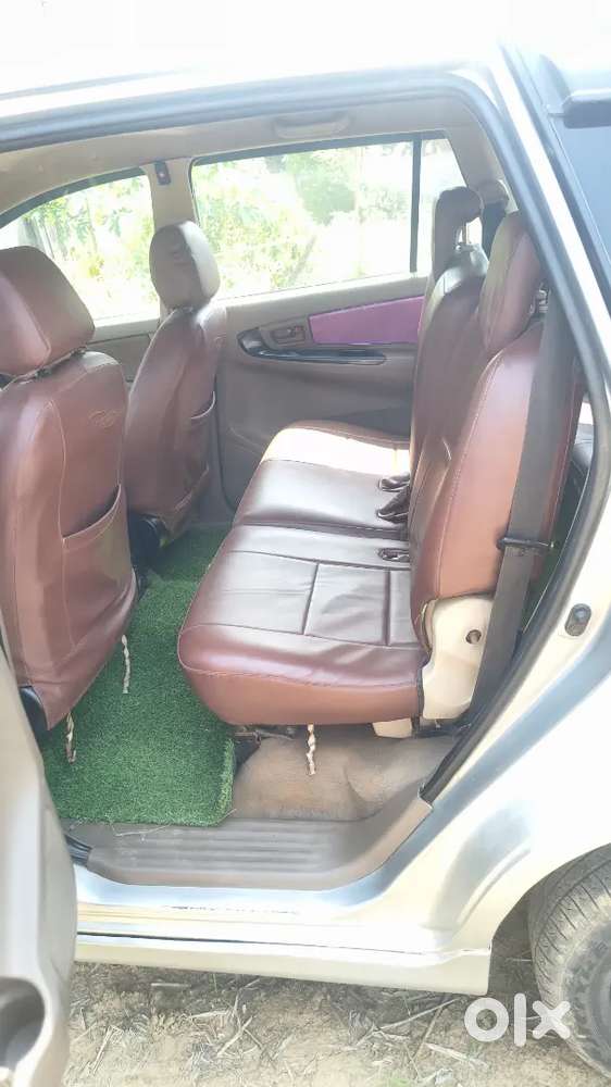 Toyota Innova 2.5 G 2015
