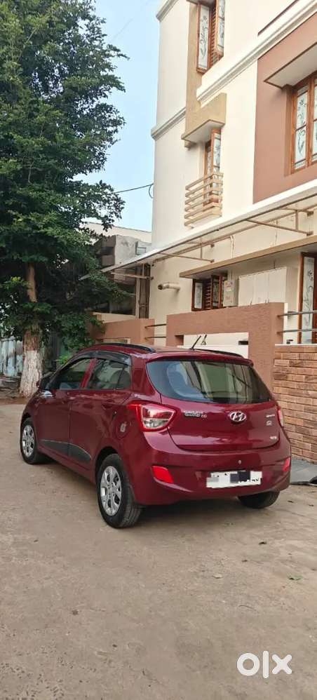 Hyundai Grand I10 Sportz 2016 (2017 Registration)