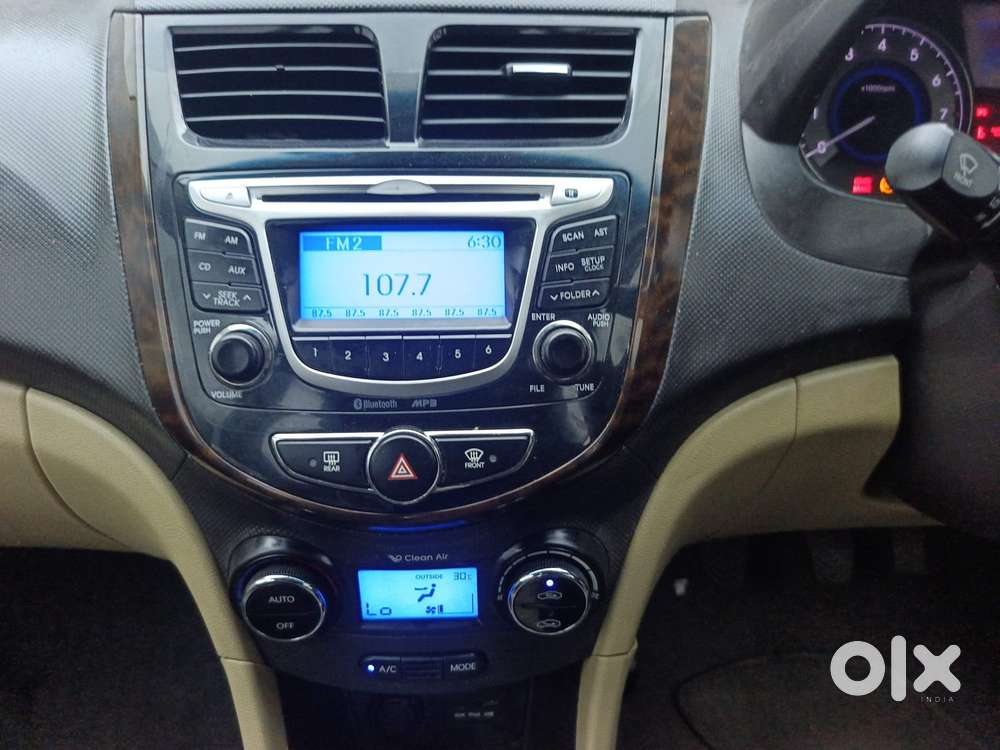 Hyundai Verna Fluidic 1.6 Vtvt Sx, 2013, Petrol