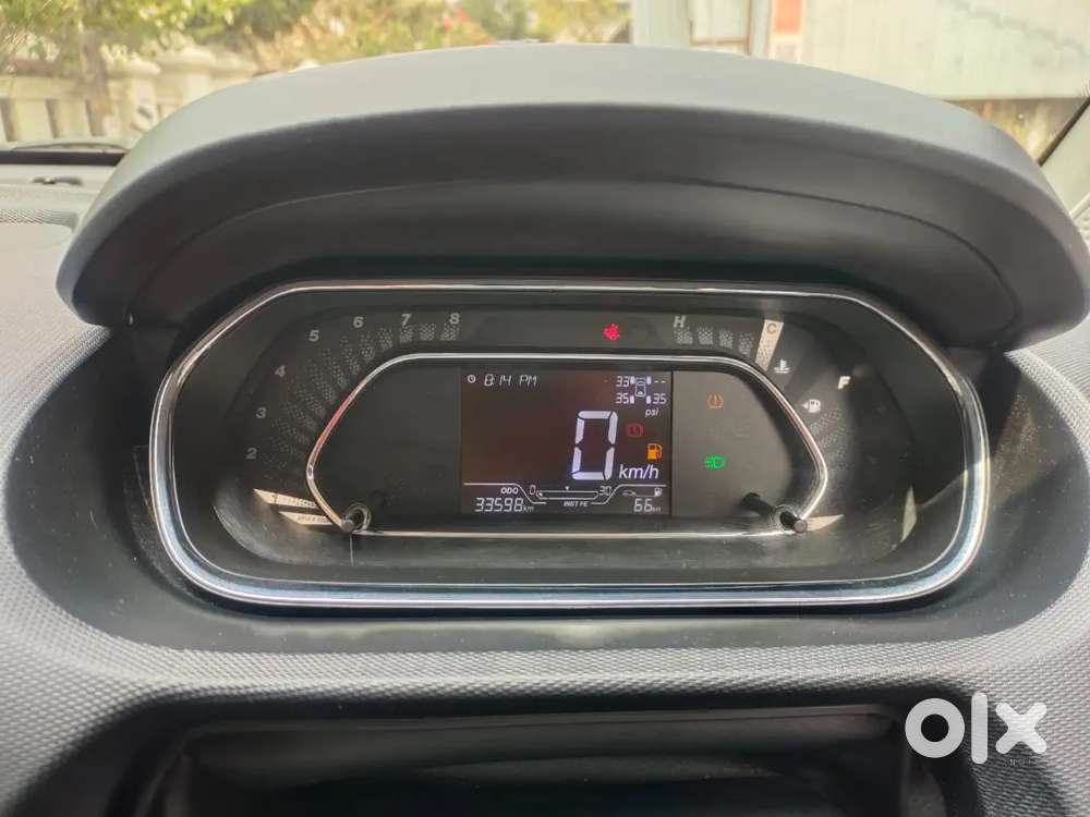 Tata Tiago 2024 Petrol 33580 Km Driven