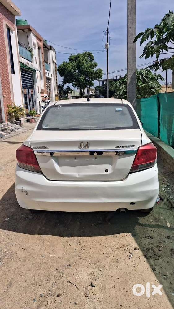 Honda Amaze 2013