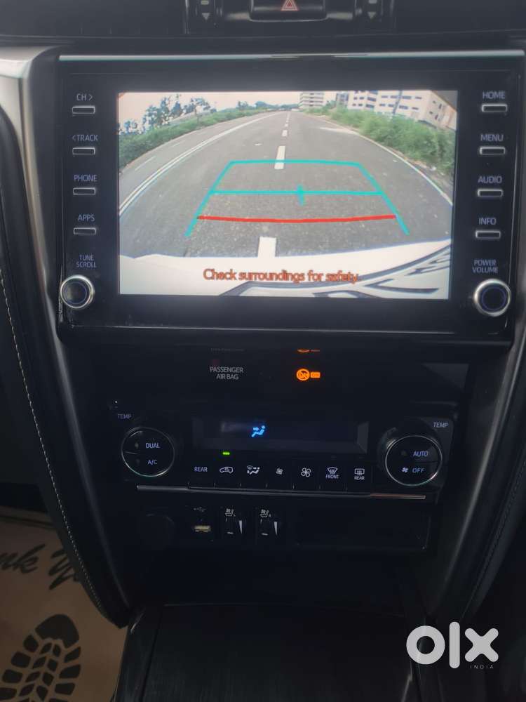 Toyota Fortuner [2021-ongoing] 2.8 2wd Diesel At, 2023, Diesel