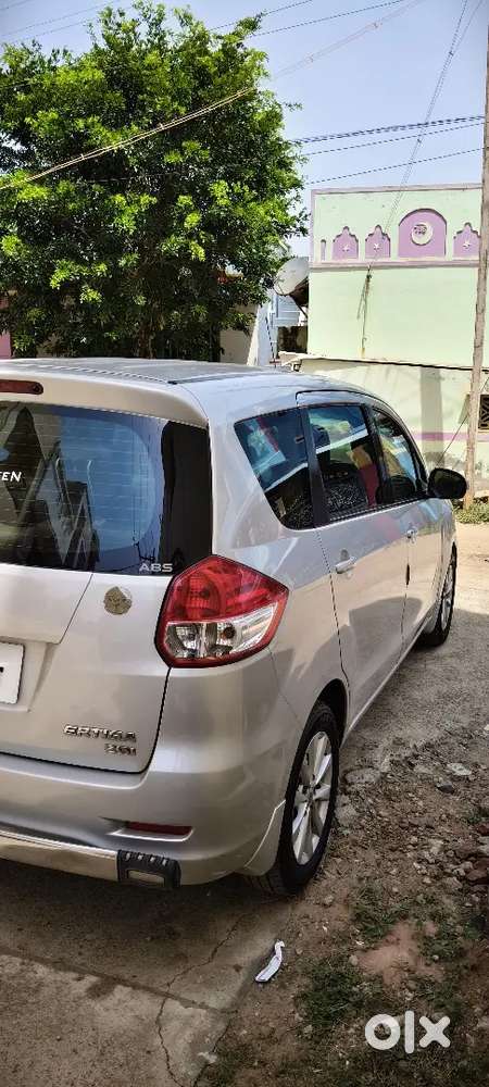 Maruti Suzuki Ertiga 2014 Diesel 127000 Km Driven, Single Owner
