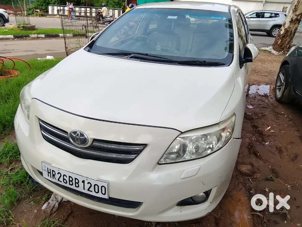 Toyota Corolla Altis 2010 Petrol Model