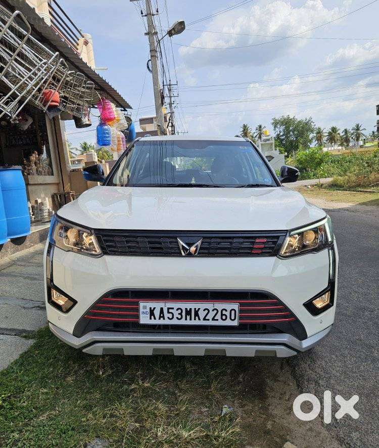 Mahindra Xuv300 W8 Option, 2022, Petrol