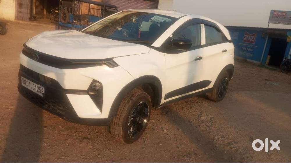 Tata Nexon Cng 15 Month Old Only