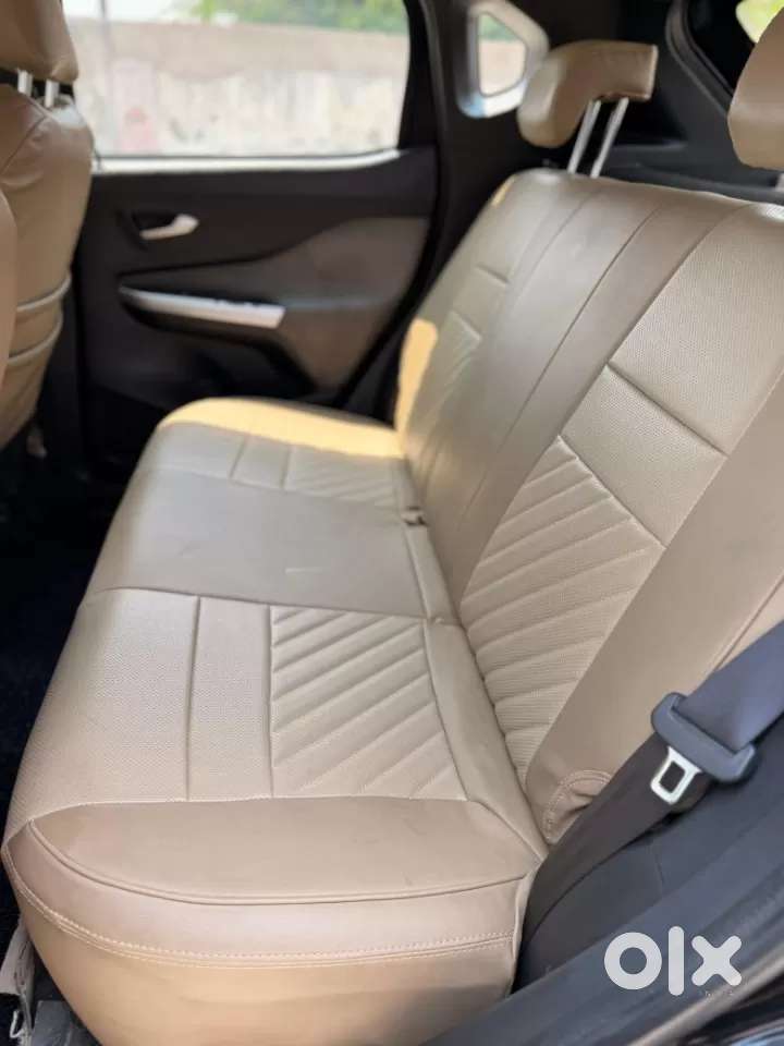 Nissan Magnite 1.0 Xv, 2022, Petrol