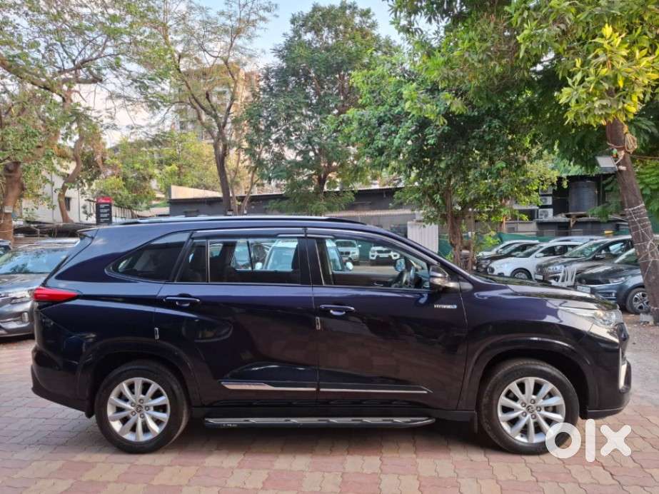 Toyota Innova Hycross 2.0 Vx Hybrid 8 Str, 2023, Petrol