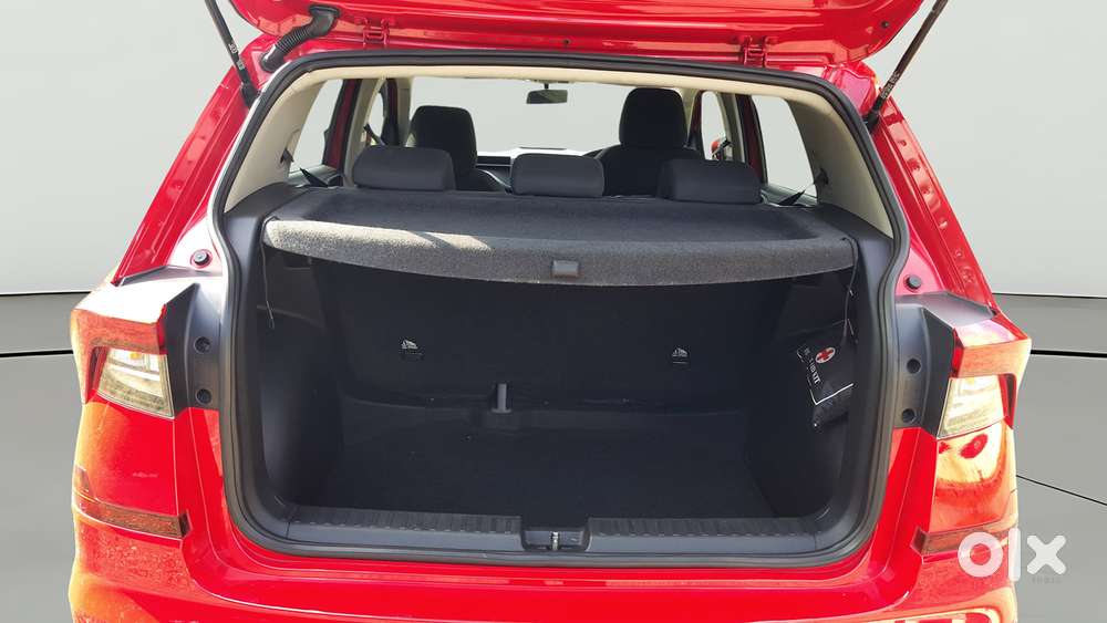 Skoda Kushaq Active 1.0 Tsi Mt, 2022, Petrol