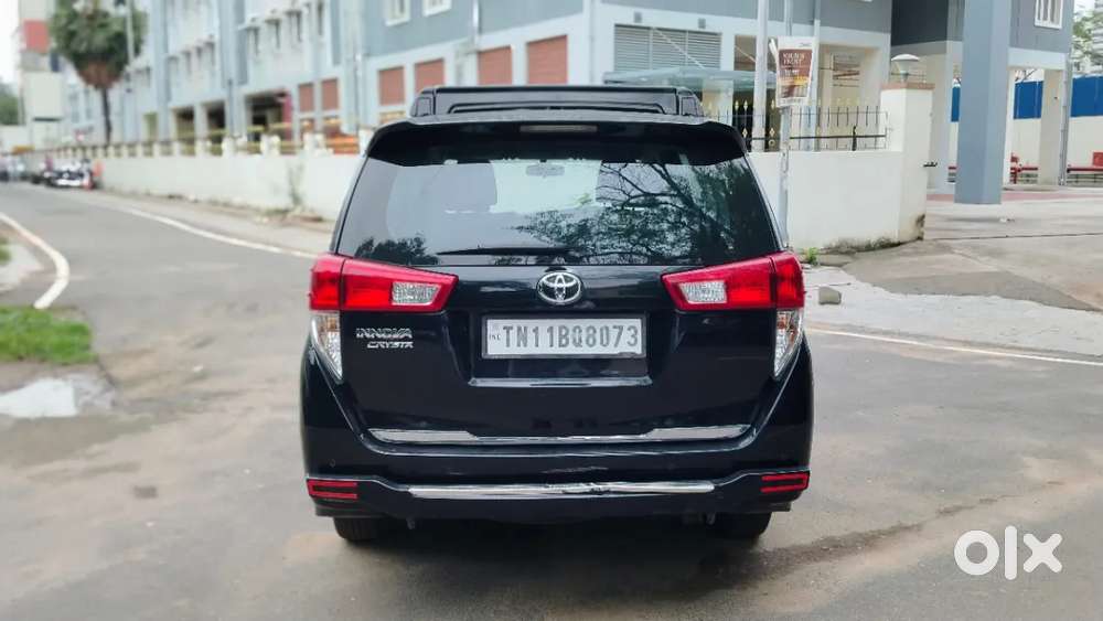 Toyota Innova Crysta [2020-ongoing] 2.4 Gx 7 Str, 2025, Diesel