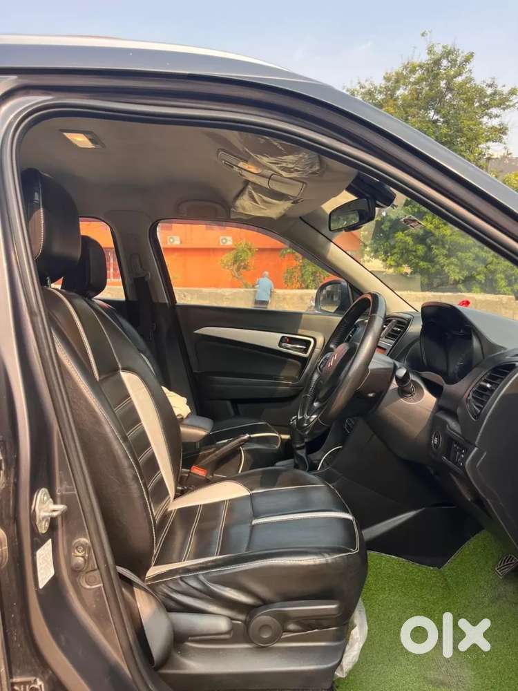 Maruti Suzuki Brezza 1.5 Zxi Plus Smart Hybrid Dual Tone, 2022, Petr..