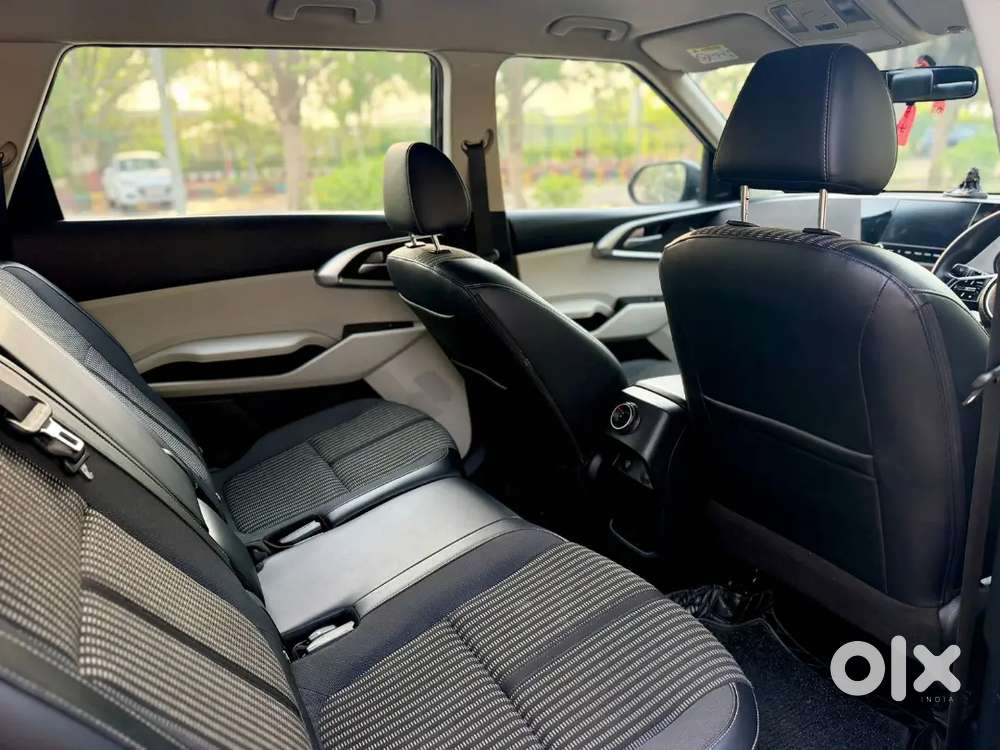Kia Carens 1.5 Prestige 2023