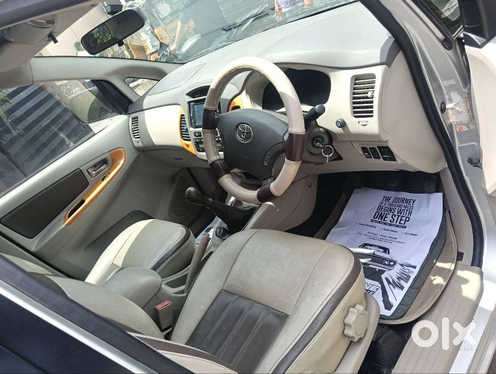 Innova 2010 Model 2nd Owner