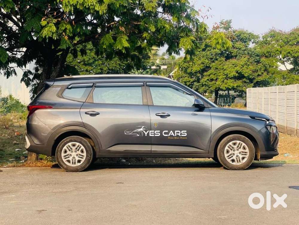 Kia Carens 1.4 Prestige 7 Str, 2023, Petrol