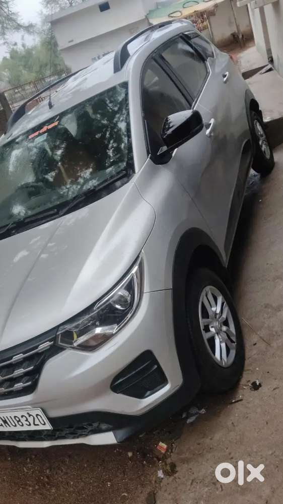 Renault Triber 2022 Dual Tone