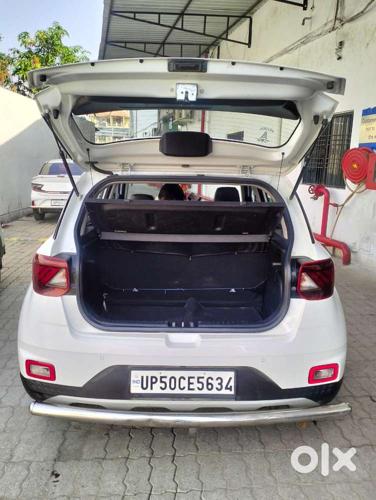 Hyundai Venue S Plus Mt 1.2 Kappa, 2022, Petrol