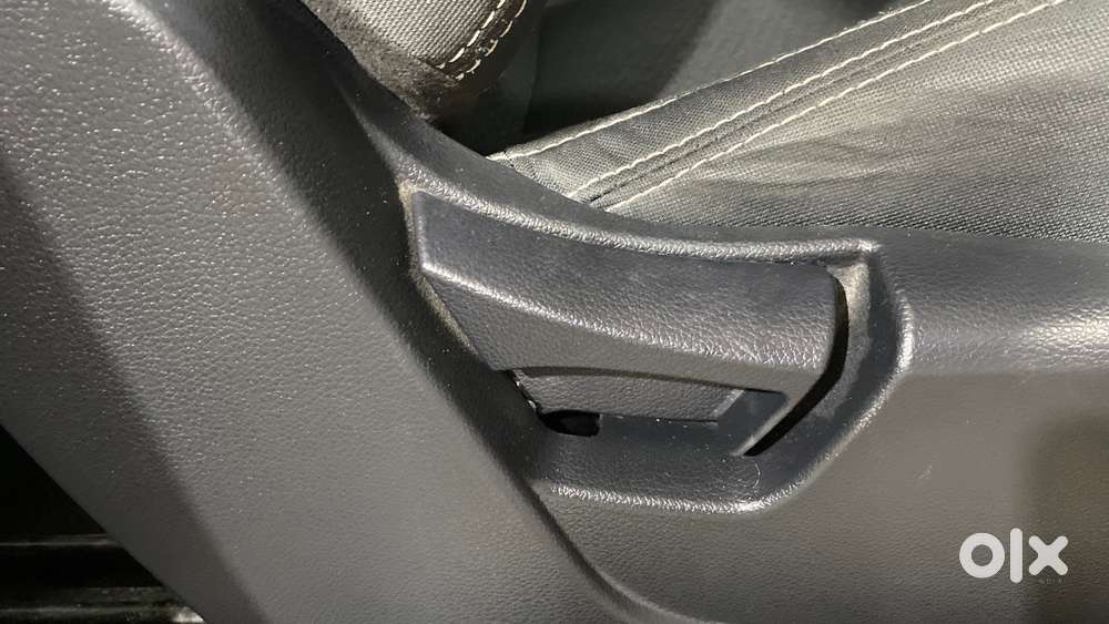 Mahindra Xuv300 W6, 2020, Petrol