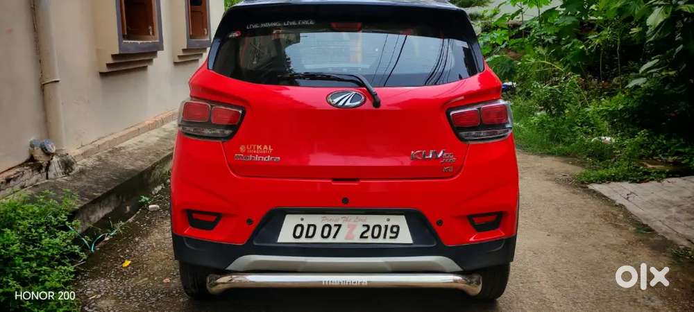 Top-model Mahindra Kuv100 Nxt K8 Petrol Dual Tone