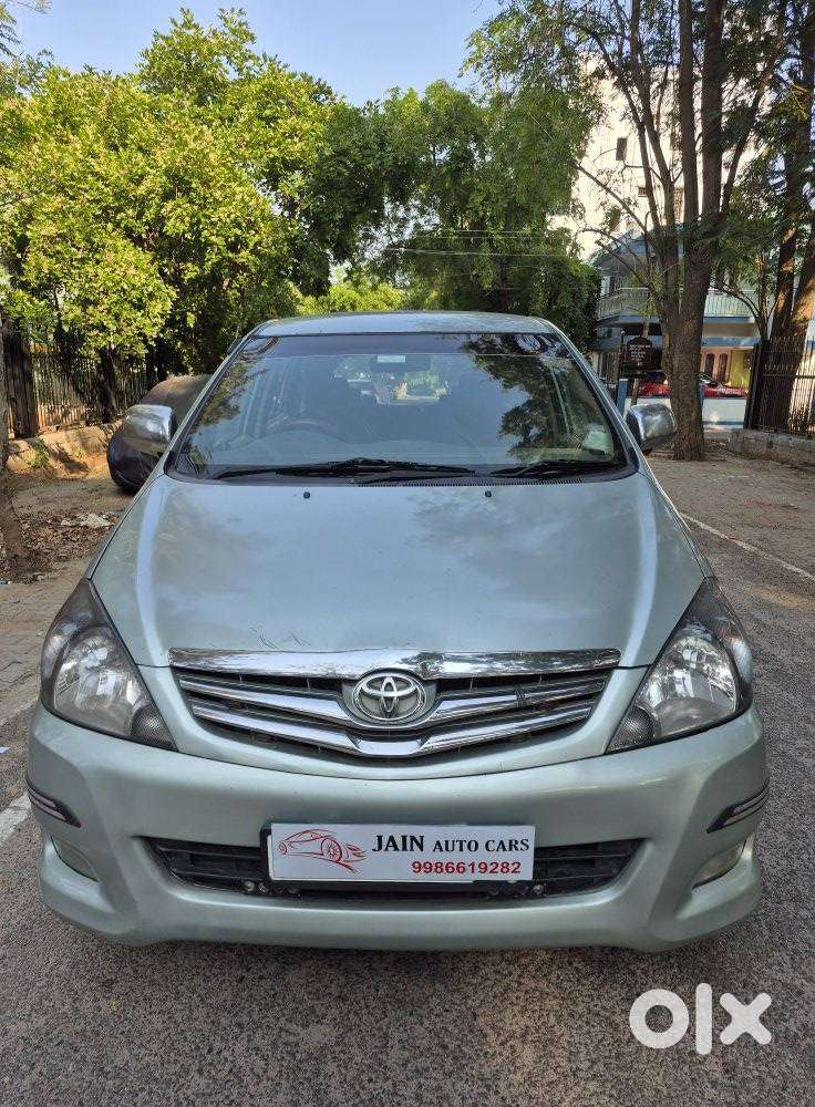 Toyota Innova 2.5 G (diesel) 7 Seater, 2005, Diesel
