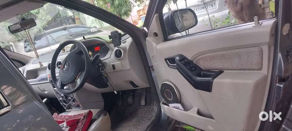Mahindra Verito 2017 Diesel Well Maintained All Documents Running Call