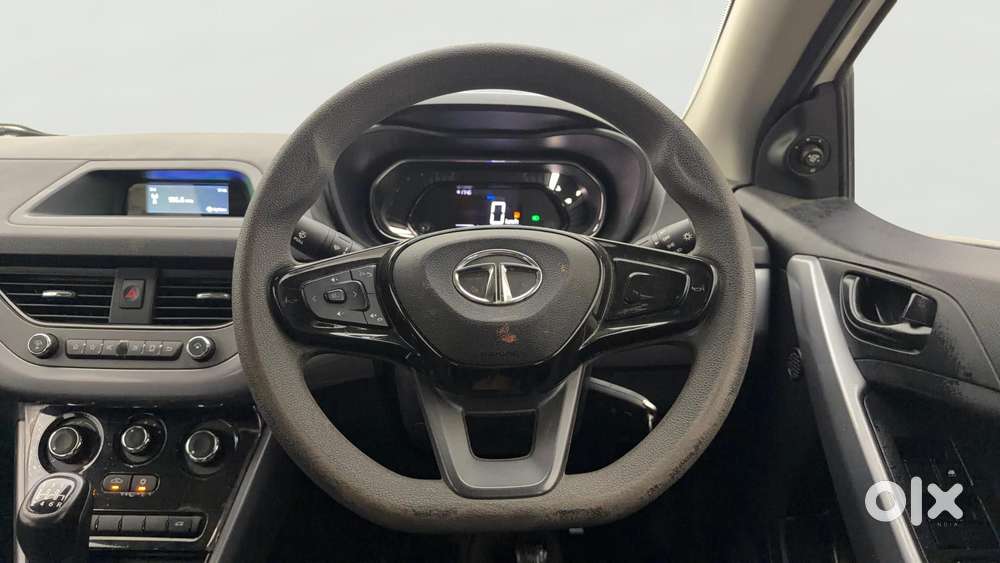 Tata Nexon 1.2 Revotron Xm (s), 2023, Petrol