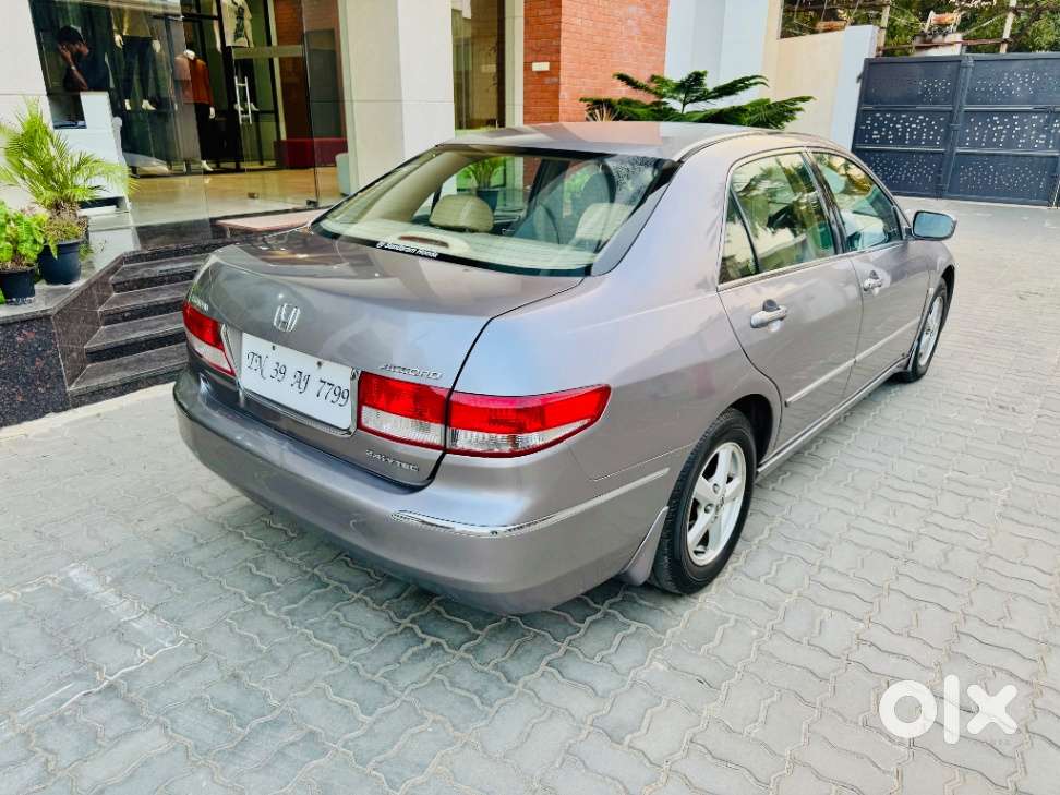 Honda Accord 2.4 Manual, 2006, Petrol