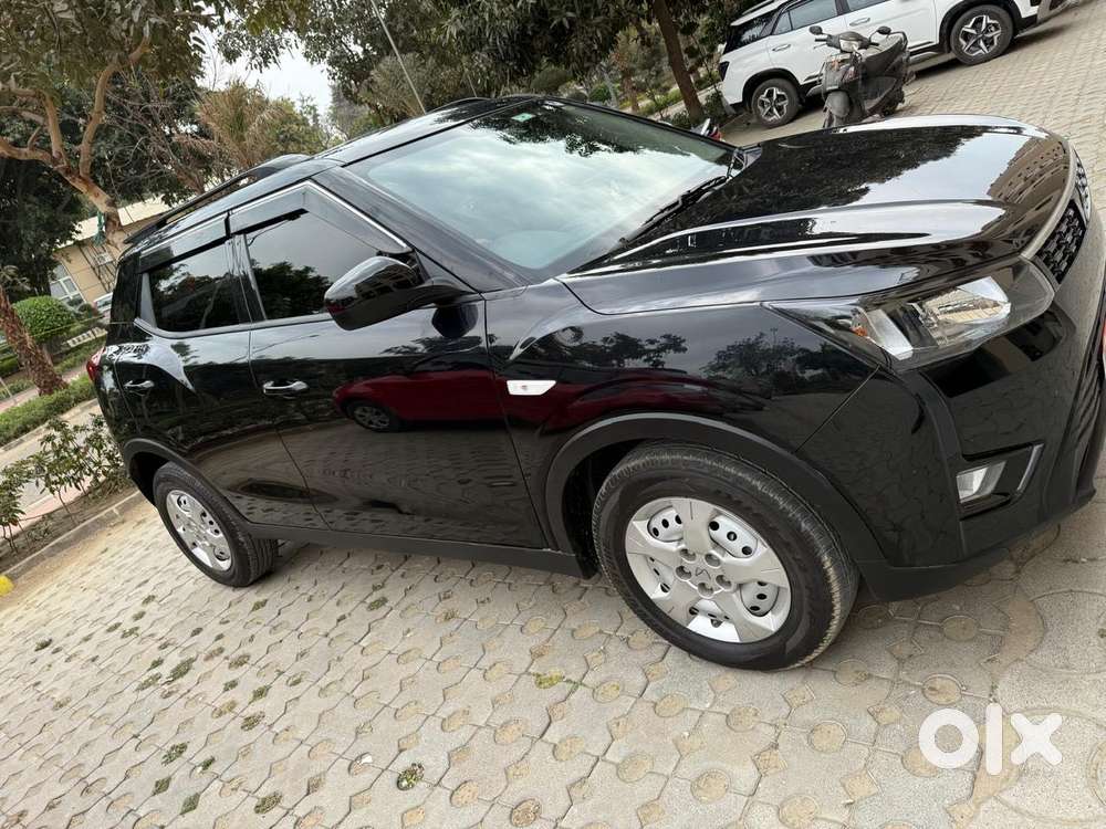 Mahindra Xuv300 W4, 2024, Petrol