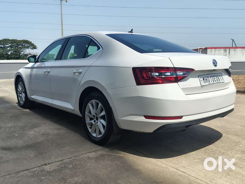 Skoda Superb Lk 1.8 Tsi At, 2018, Petrol