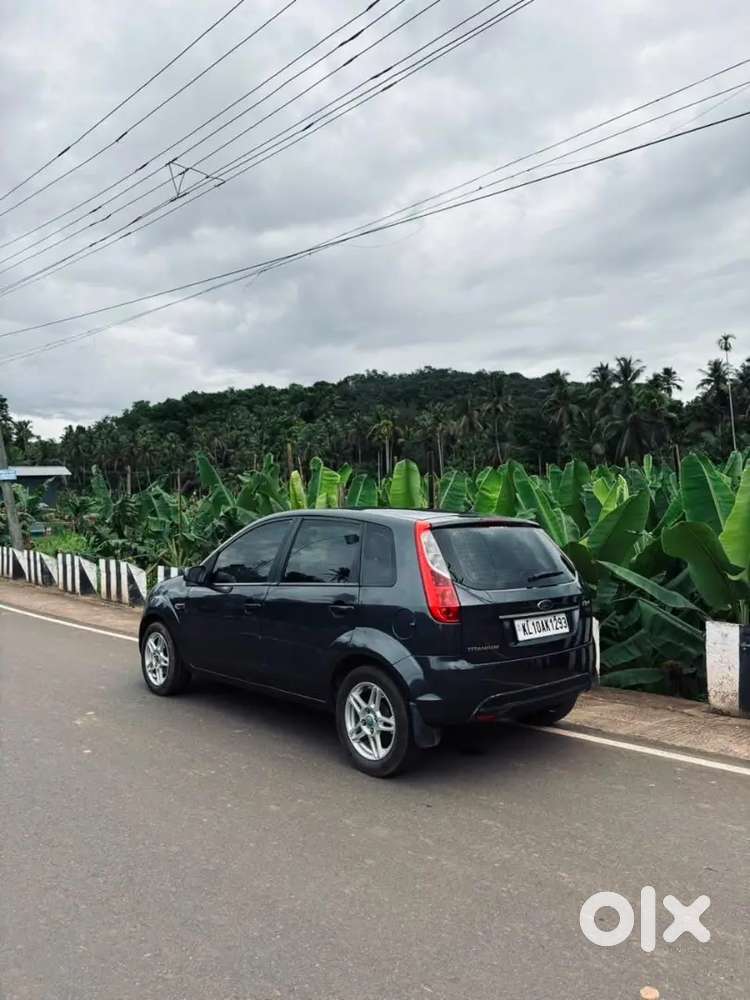 Ford Classic Titanium 2012 Variant Urgently Sale