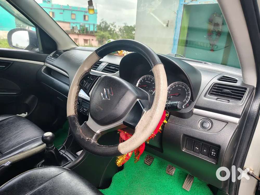 Maruti Suzuki Swift 2017 Petrol 85000 Km Driven