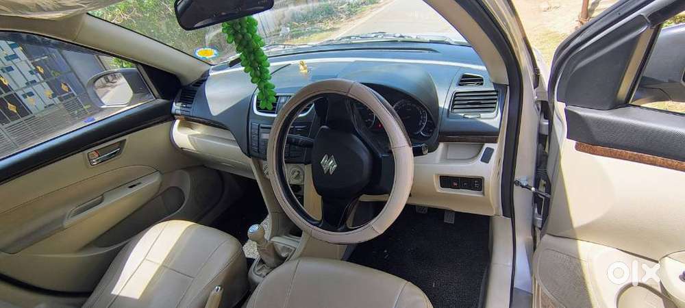 Maruti Suzuki Swift Dzire Vxi, 2013, Petrol