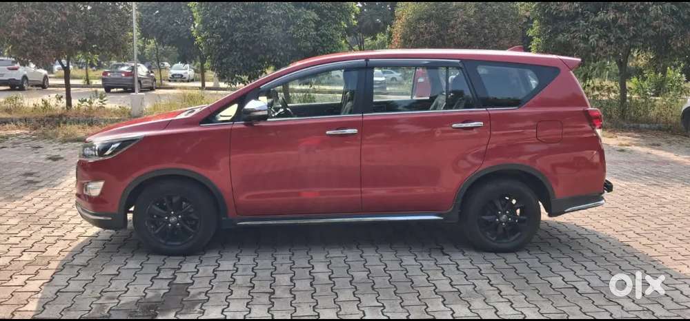Toyota Innova Crysta 2018 Diesel 100000 Km Driven,single Hand Driven