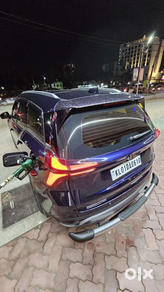 Mahindra Xuv700 Diesel Ax7 Luxury, Nov 2023