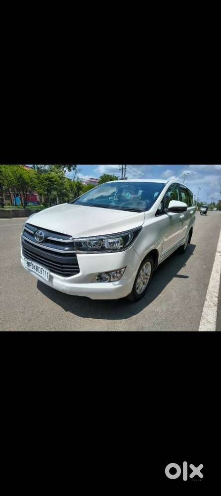 Toyota Innova Crysta 2.4 G Mt 7 Str, 2020